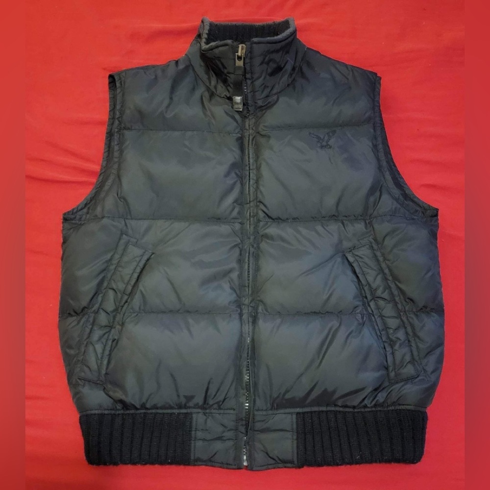 American Eagle Puffer Vest